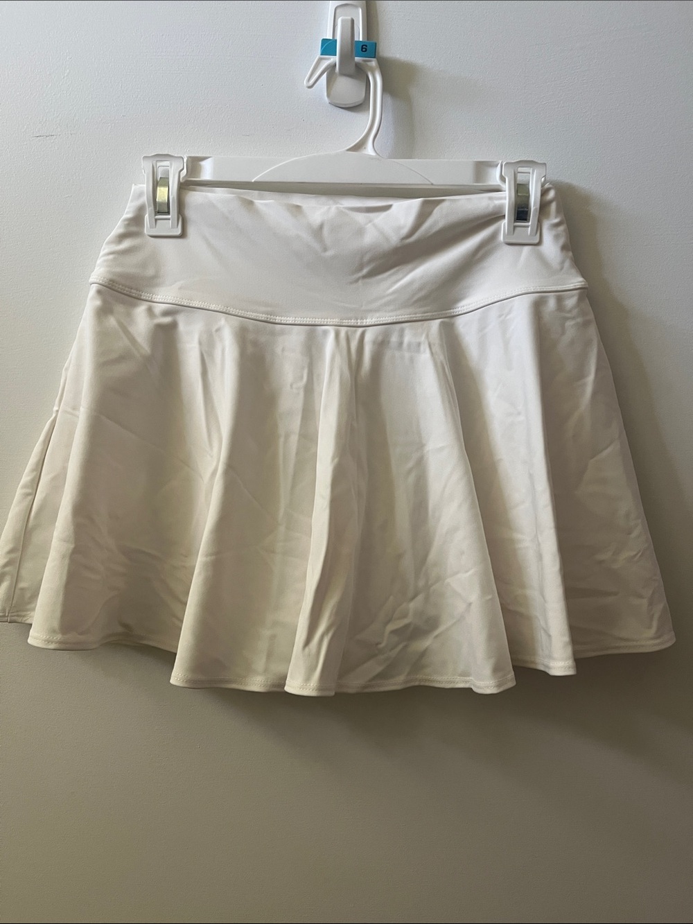 White Athletic Skort with Smooth Waistband M